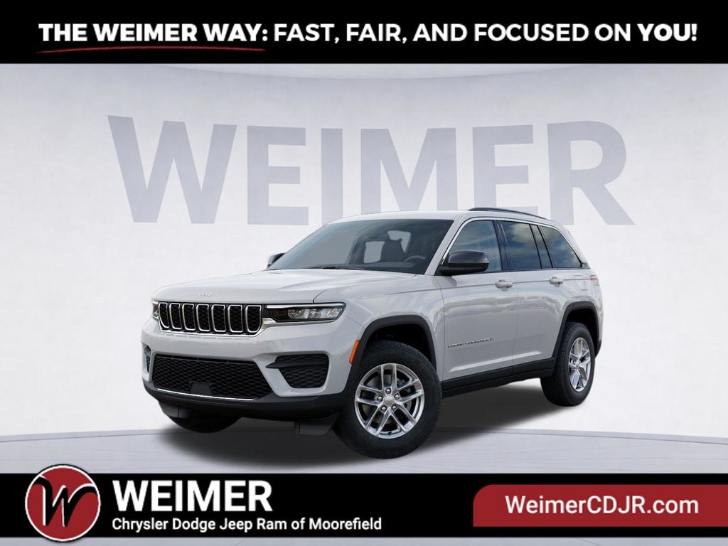 2026 Jeep Grand Cherokee Laredo Photo in Moorefield WV 26836