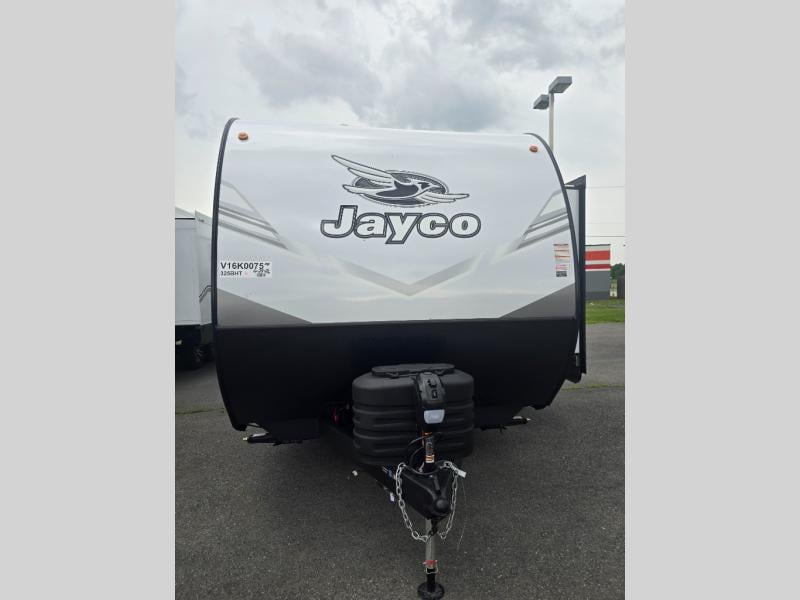 2027 Jayco Jay Flight 325BHT Photo in Moorefield WV 26836