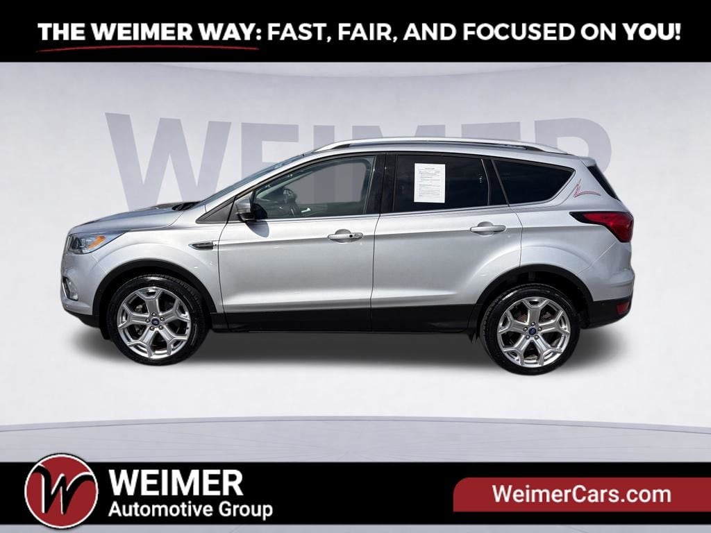2019 Ford Escape Titanium Photo in Morgantown WV 26501
