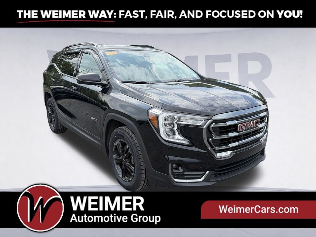 2023 GMC Terrain AT4 Photo in Moorefield WV 26836