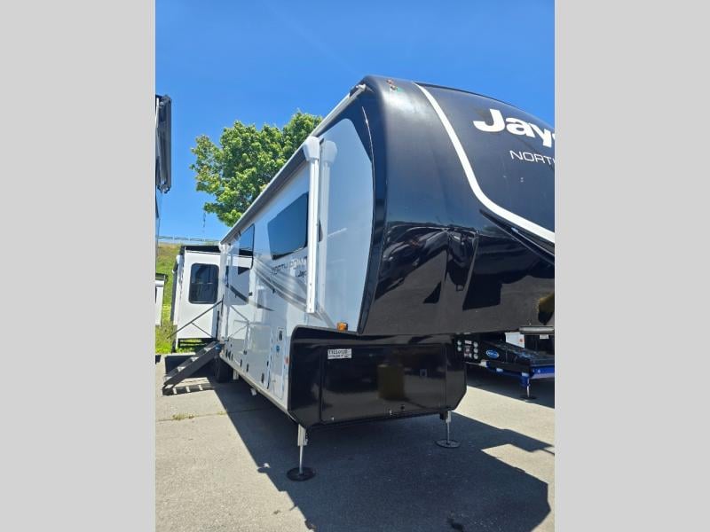 2026 Jayco North Point 377RLBH Photo in Moorefield WV 26836